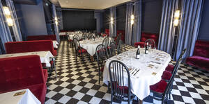 restaurant
