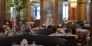 restaurant