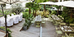restaurant