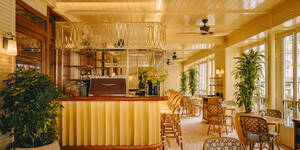 restaurant