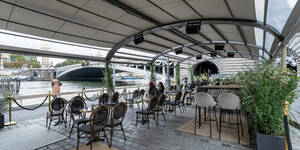 restaurant