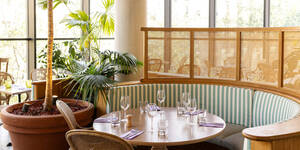 restaurant