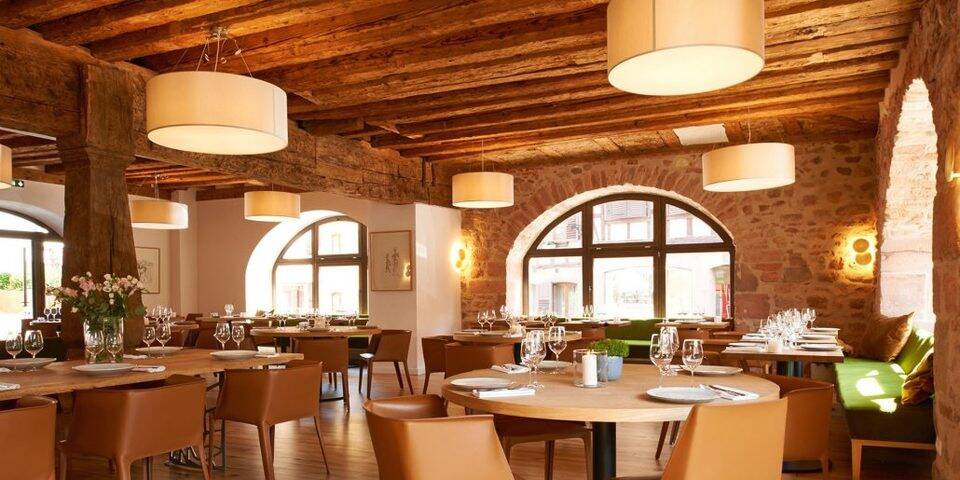 restaurant