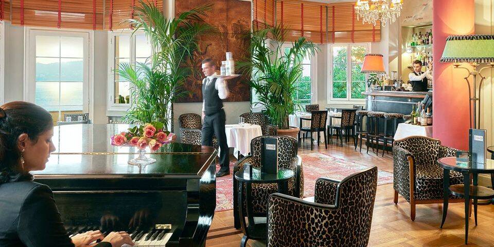 restaurant