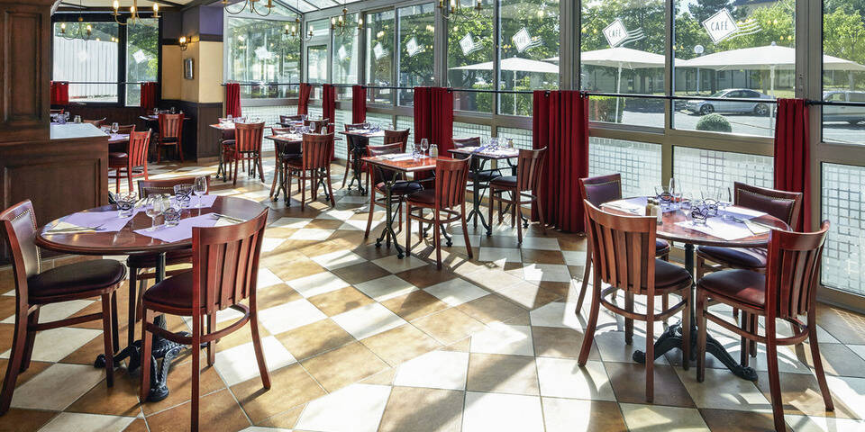 restaurant