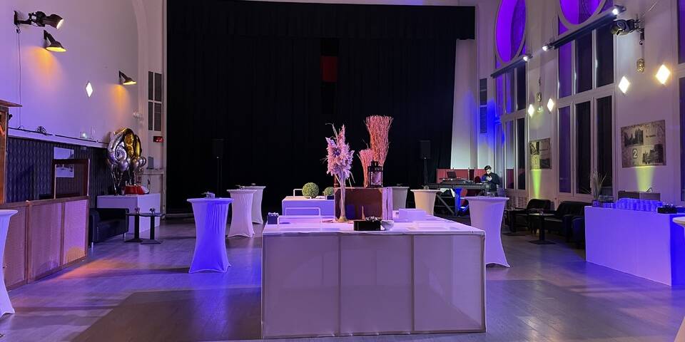 restaurant