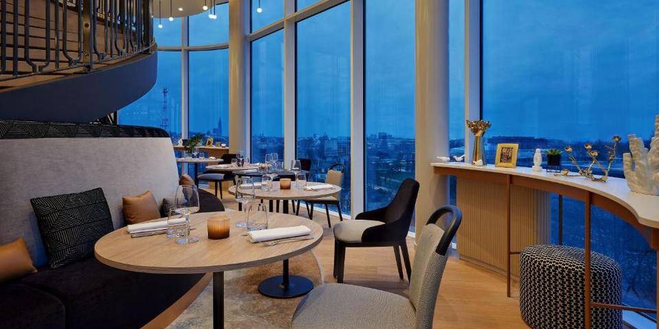 restaurant