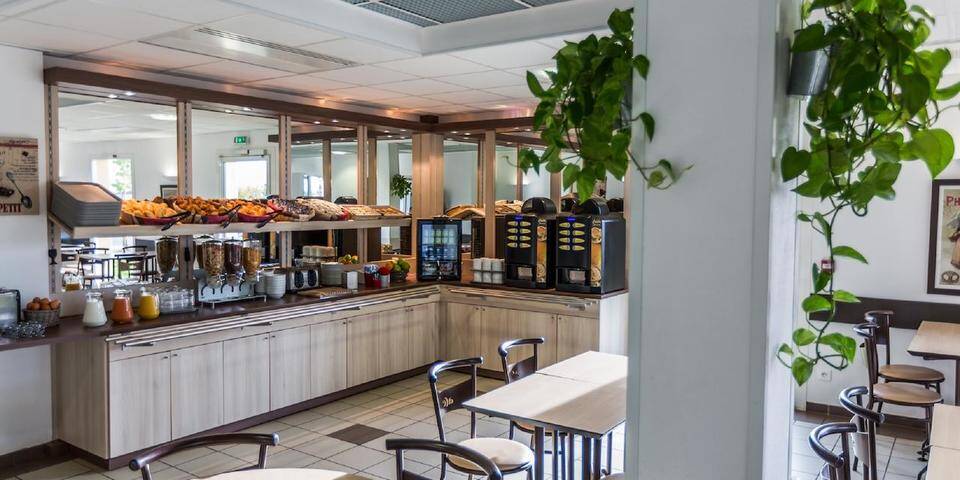 restaurant