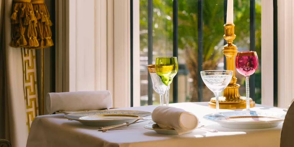 restaurant