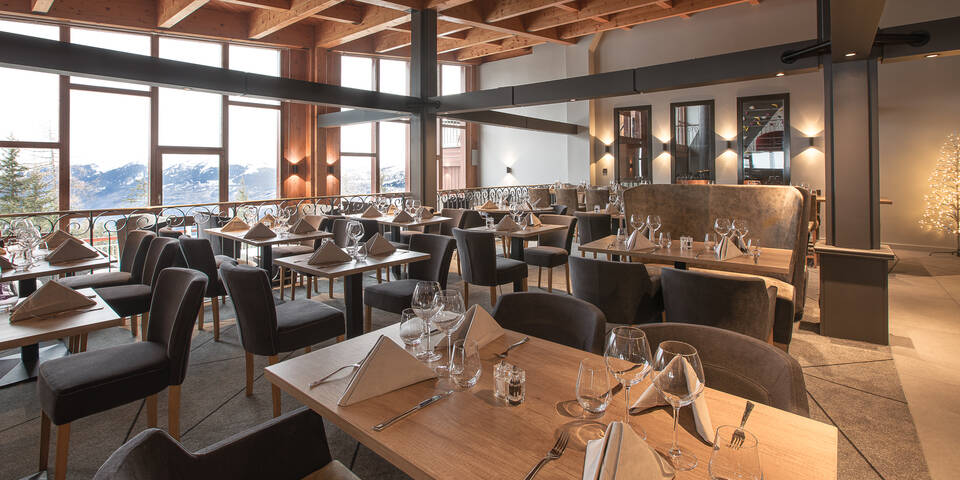 restaurant
