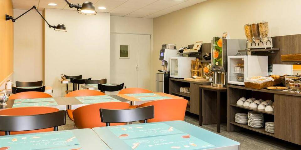 restaurant