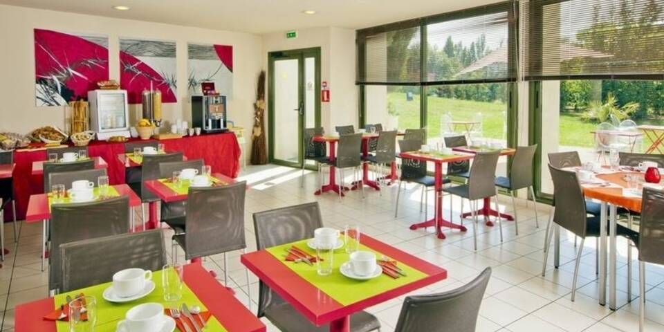 restaurant