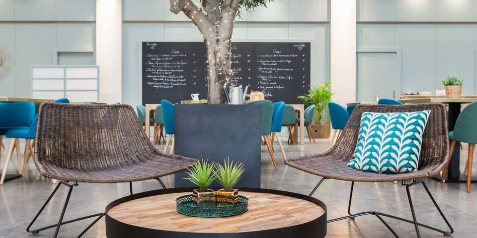restaurant