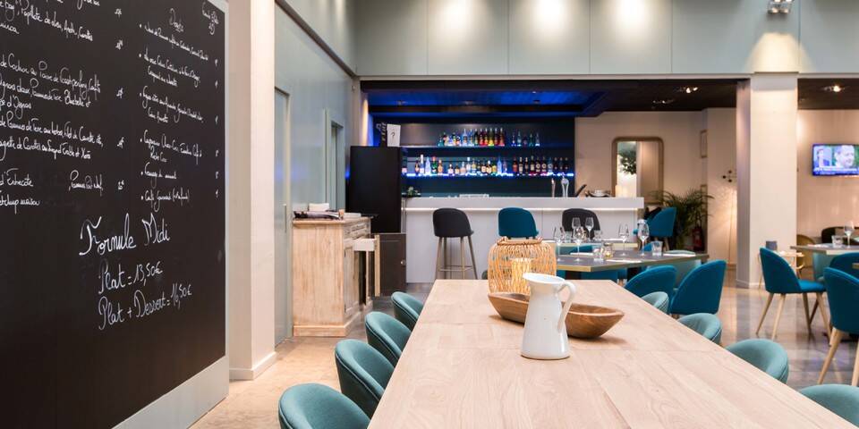 restaurant
