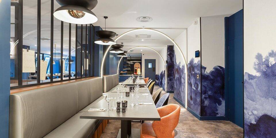 restaurant