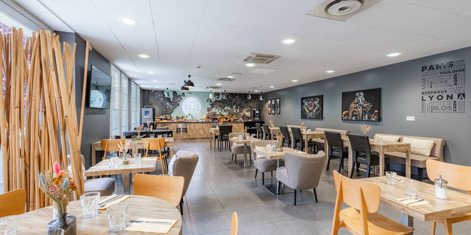 restaurant