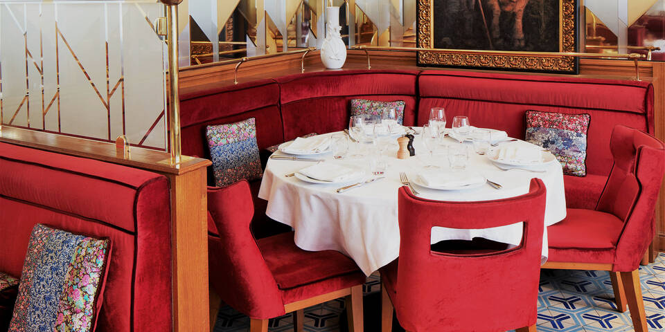 restaurant