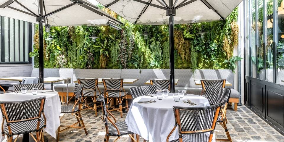 restaurant
