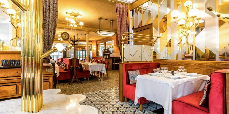 restaurant