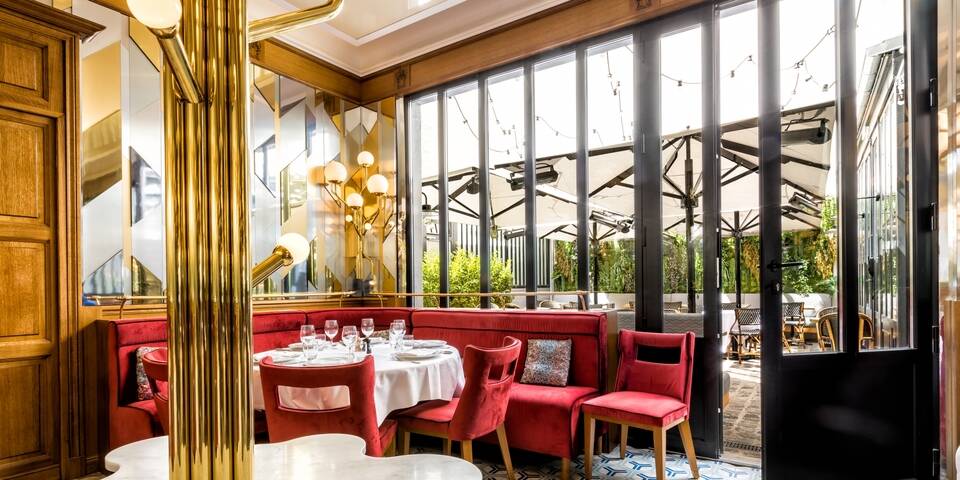 restaurant