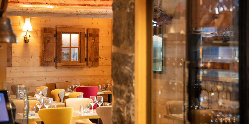 restaurant