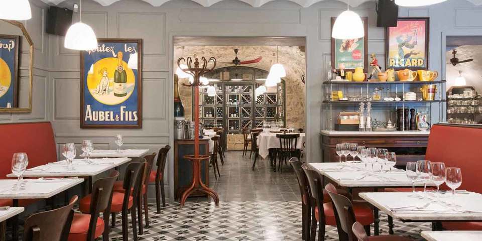 restaurant