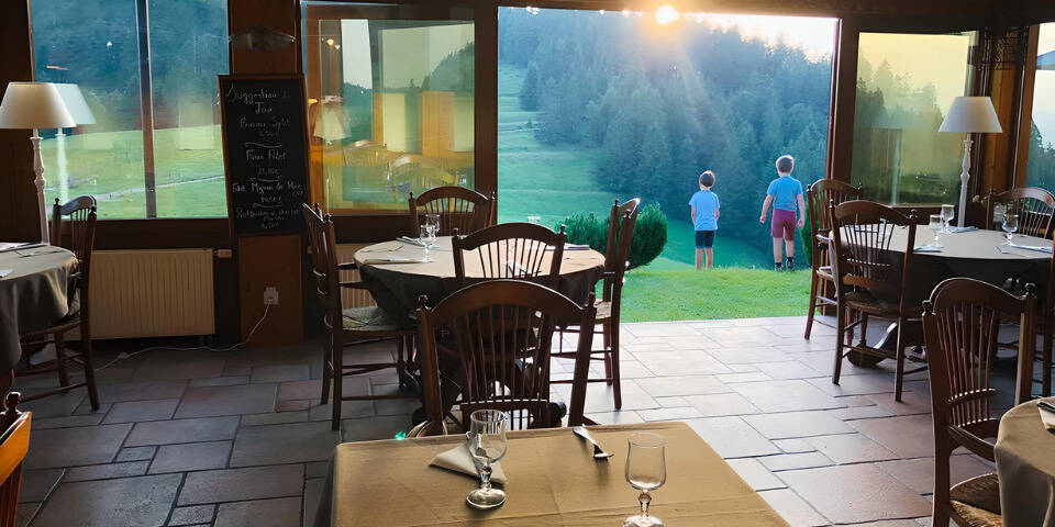 restaurant