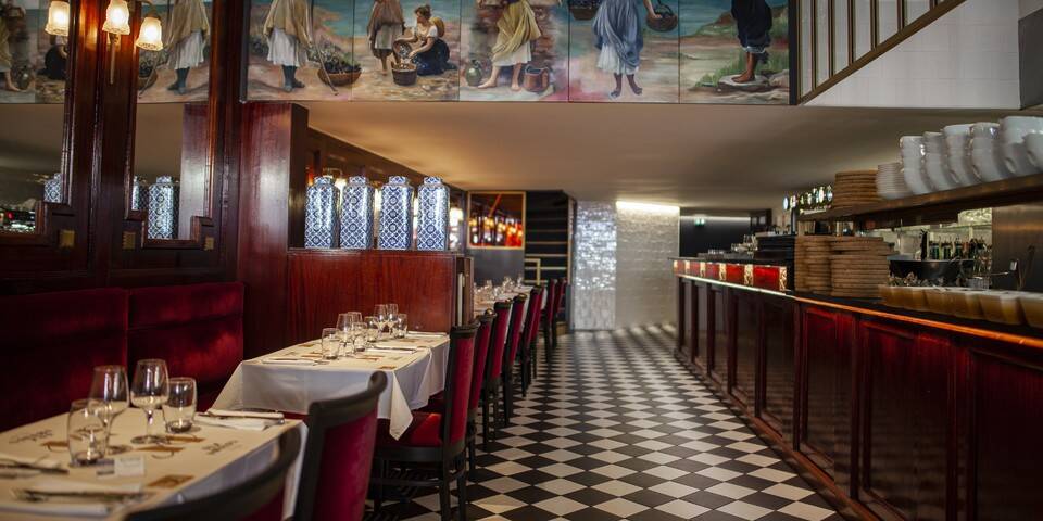 restaurant