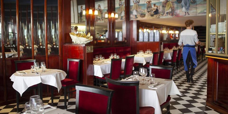 restaurant