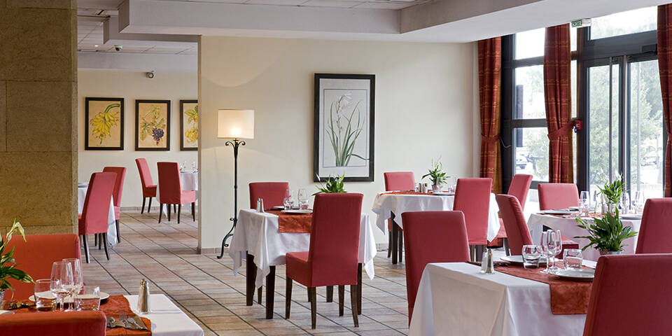 restaurant