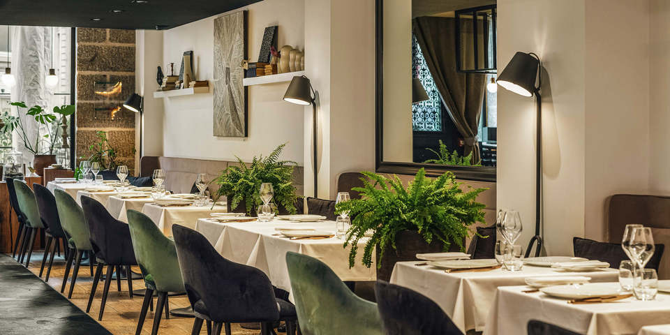 restaurant