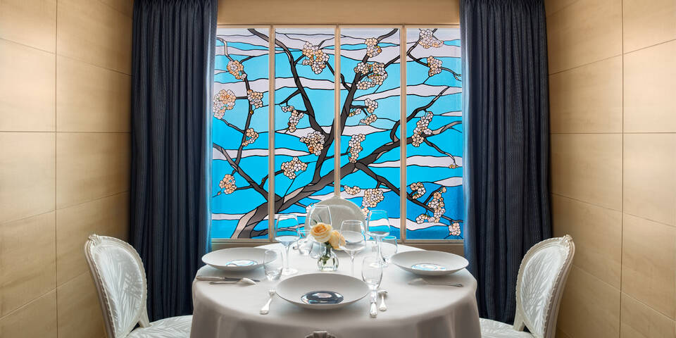 restaurant