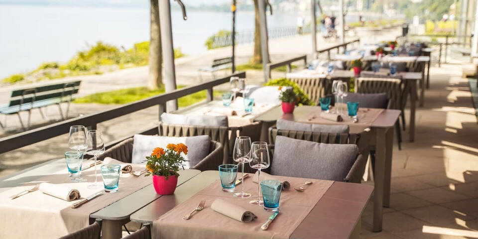 restaurant