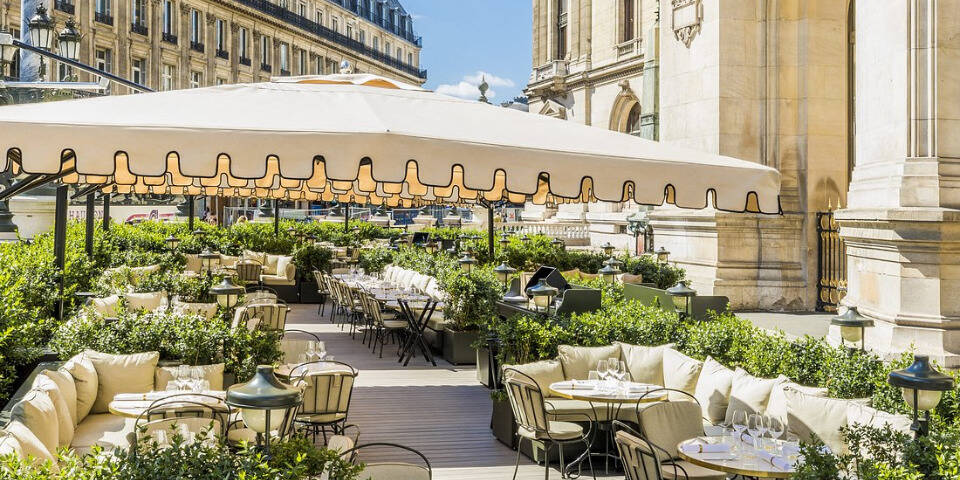 restaurant