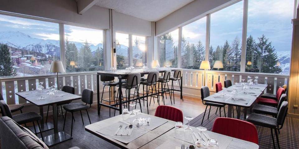 restaurant
