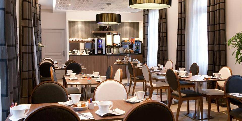 restaurant