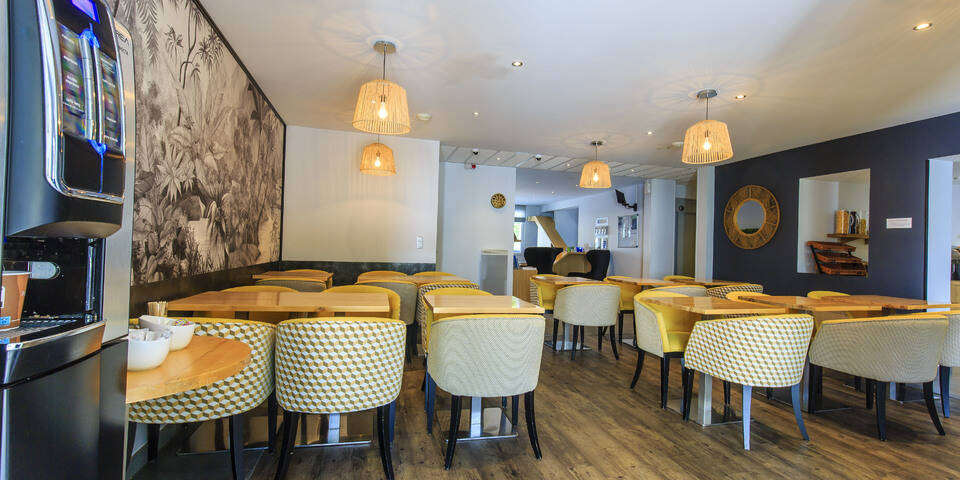 restaurant