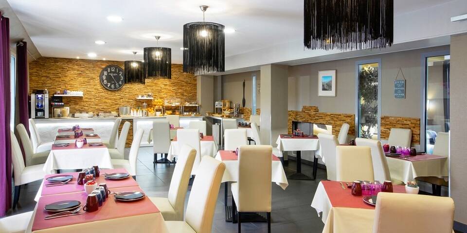 restaurant