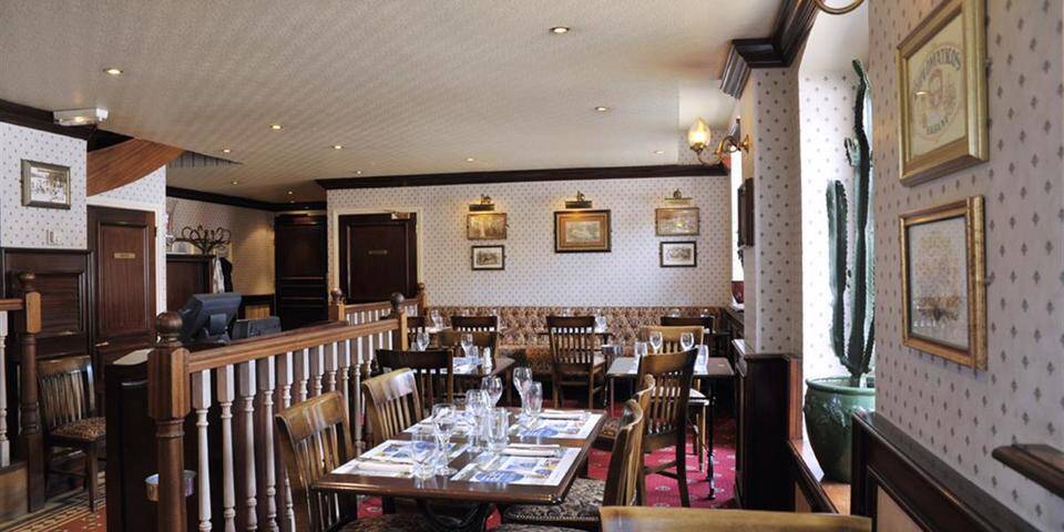restaurant