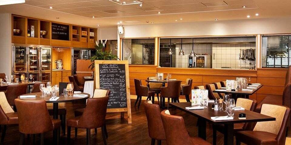 restaurant