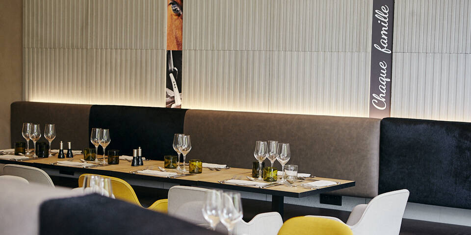 restaurant