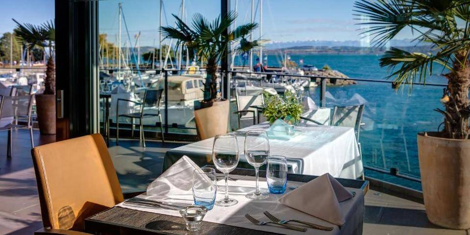restaurant