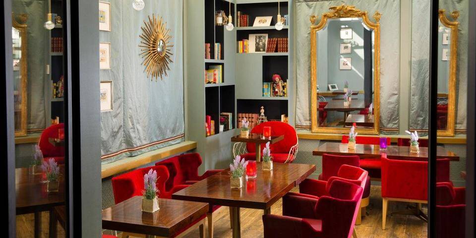 restaurant
