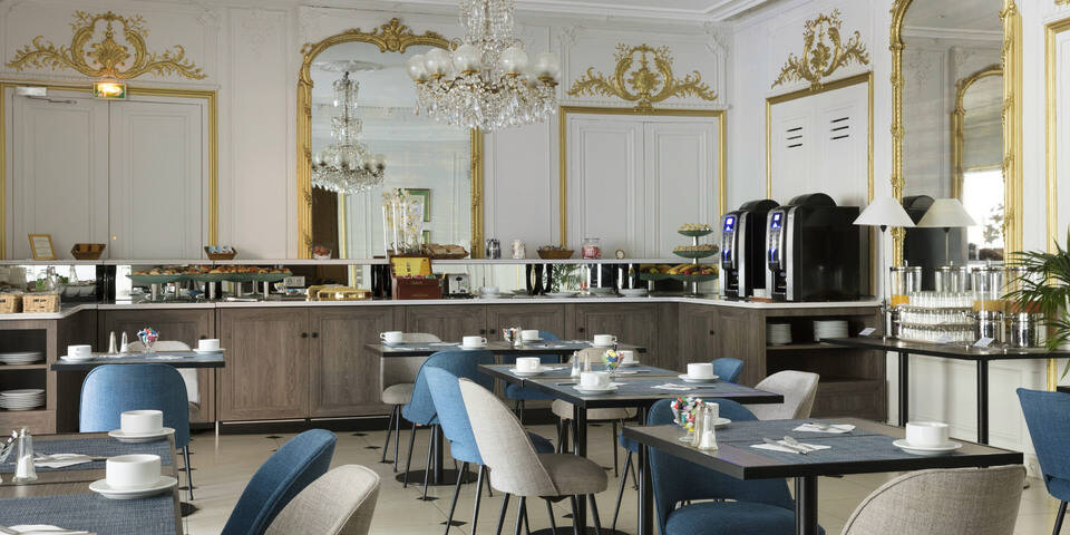 restaurant