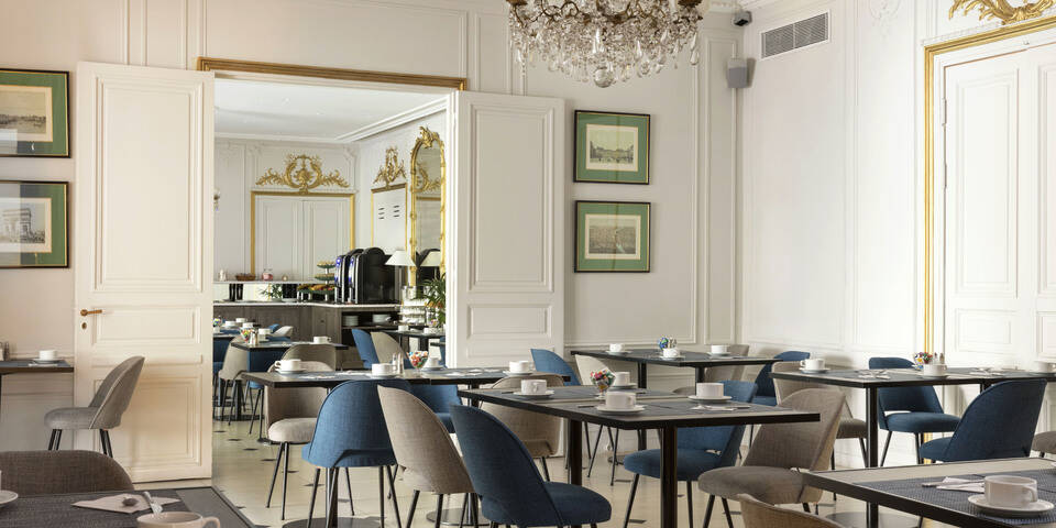 restaurant