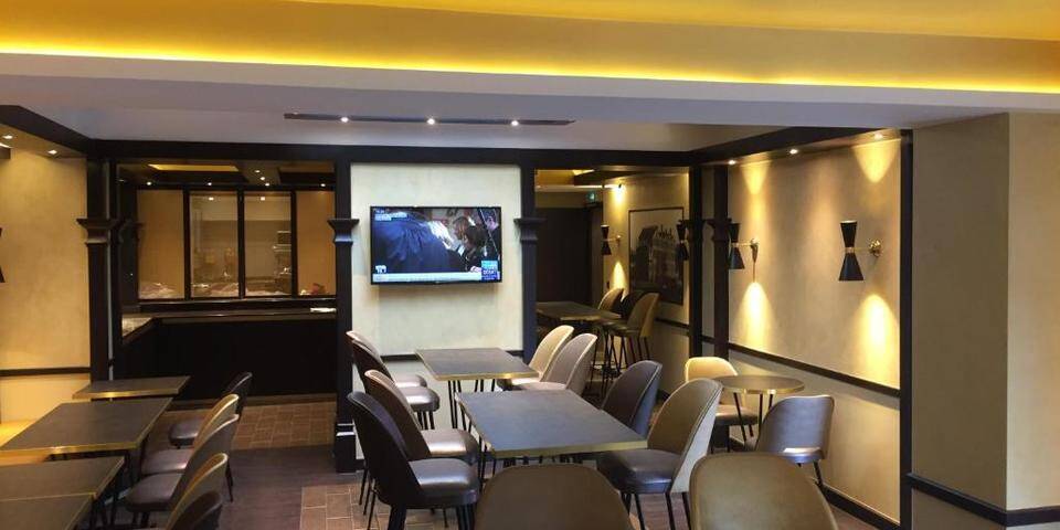 restaurant
