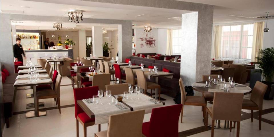 restaurant
