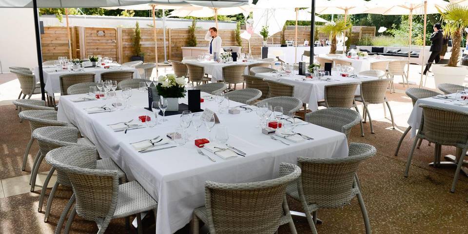 restaurant