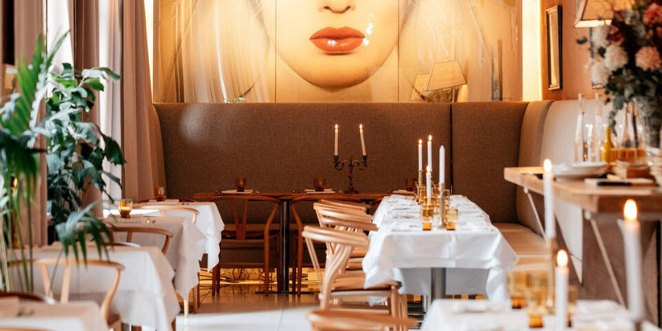 restaurant