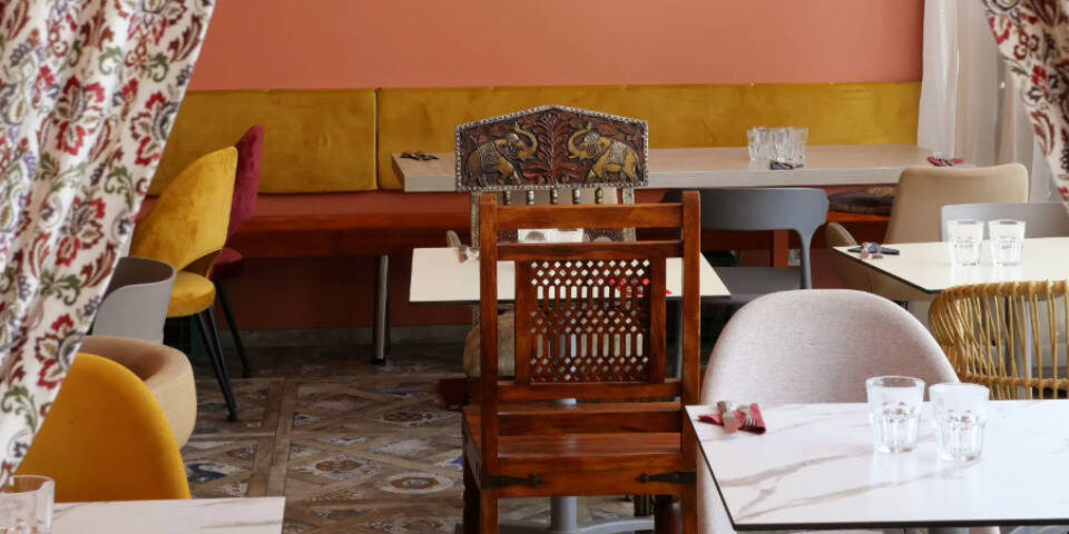 restaurant